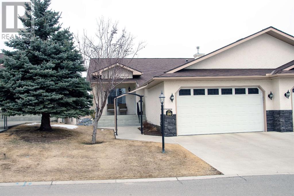 Property at 20, 100 Sheep River Drive image 2