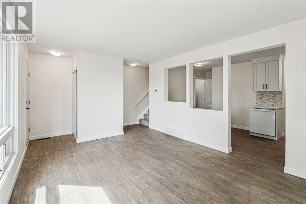 Property at 10, 11240 6 Street SW image 4