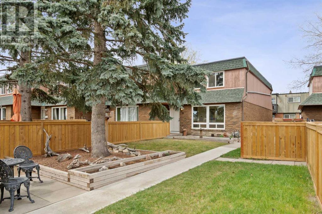 Property at 10, 11240 6 Street SW image 1