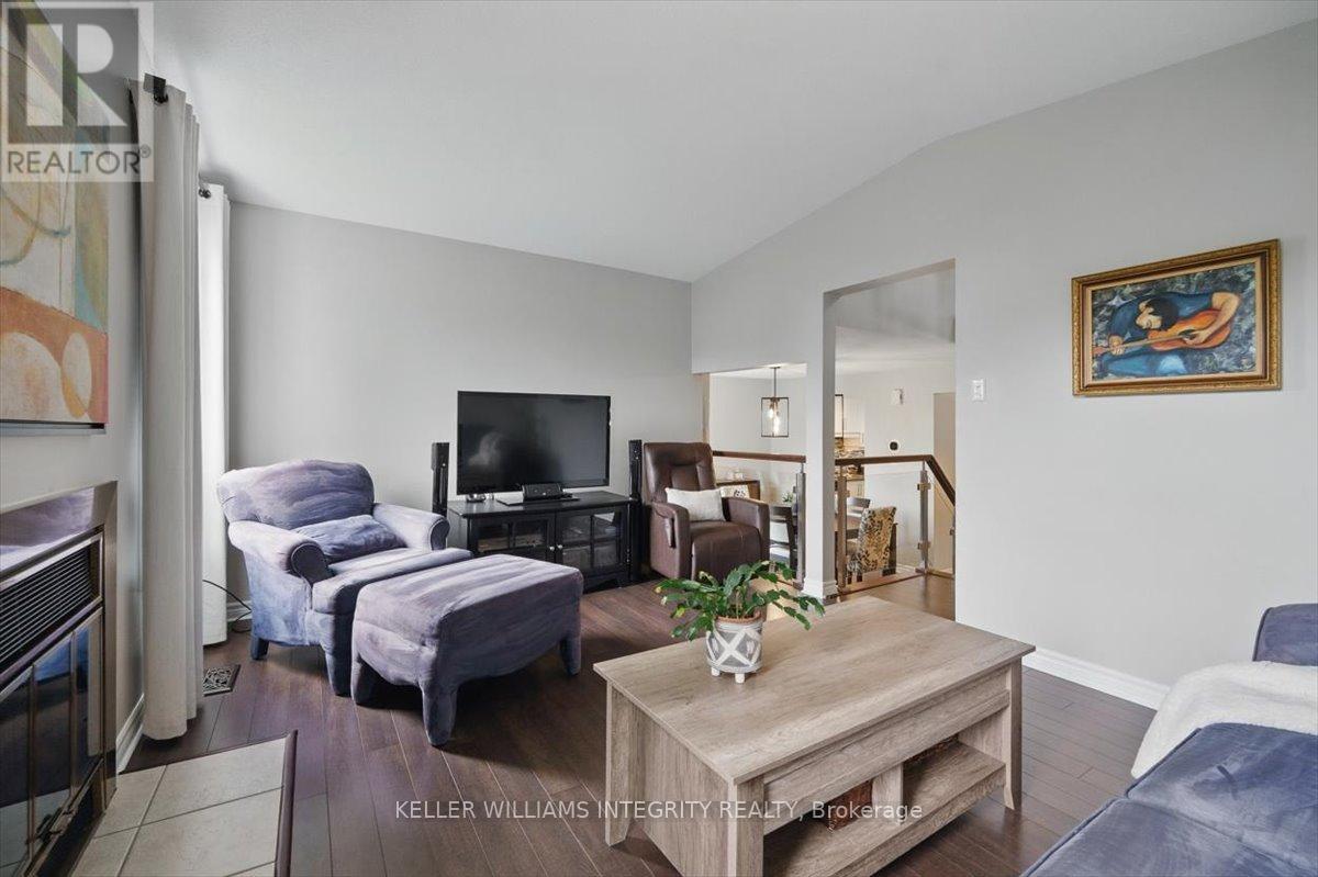 1561 Verchere Street, Ottawa, Ontario  K1C 6B8 - Photo 16 - X12153261