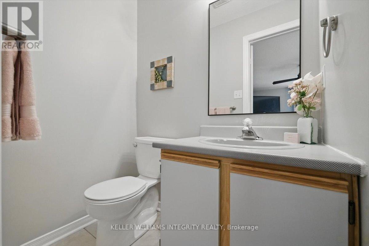 1561 Verchere Street, Ottawa, Ontario  K1C 6B8 - Photo 22 - X12153261