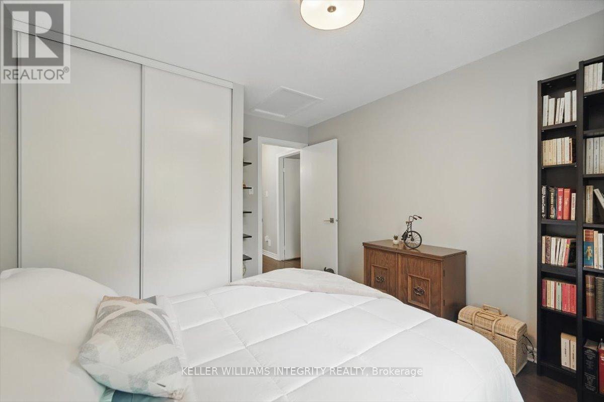 1561 Verchere Street, Ottawa, Ontario  K1C 6B8 - Photo 24 - X12153261