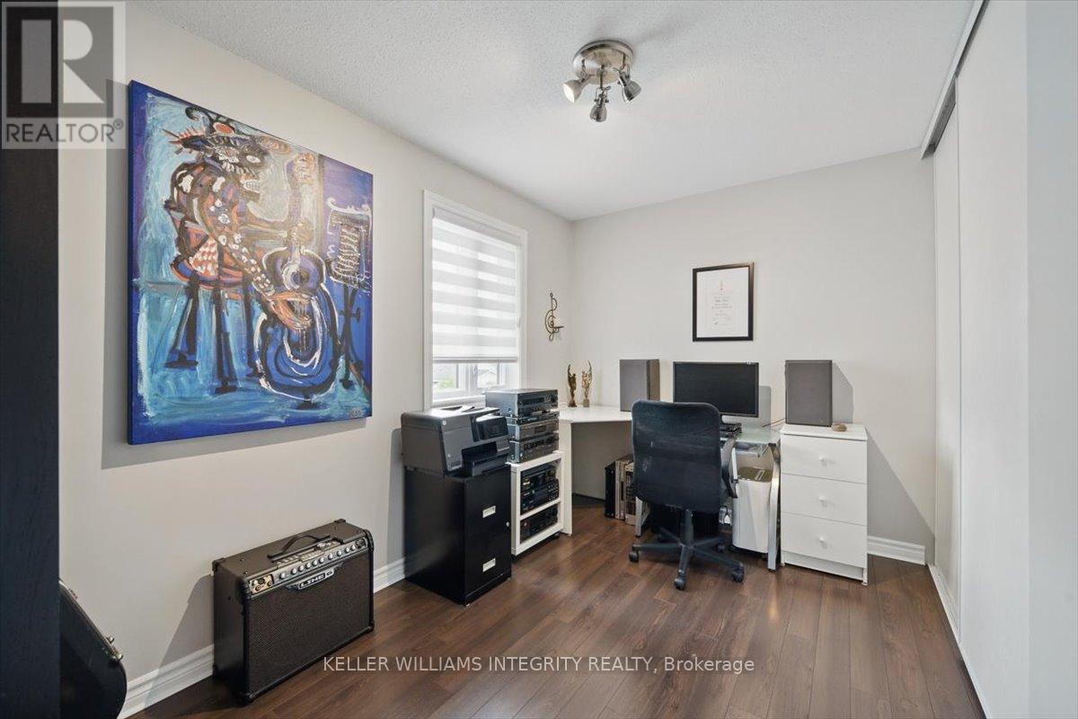 1561 Verchere Street, Ottawa, Ontario  K1C 6B8 - Photo 25 - X12153261
