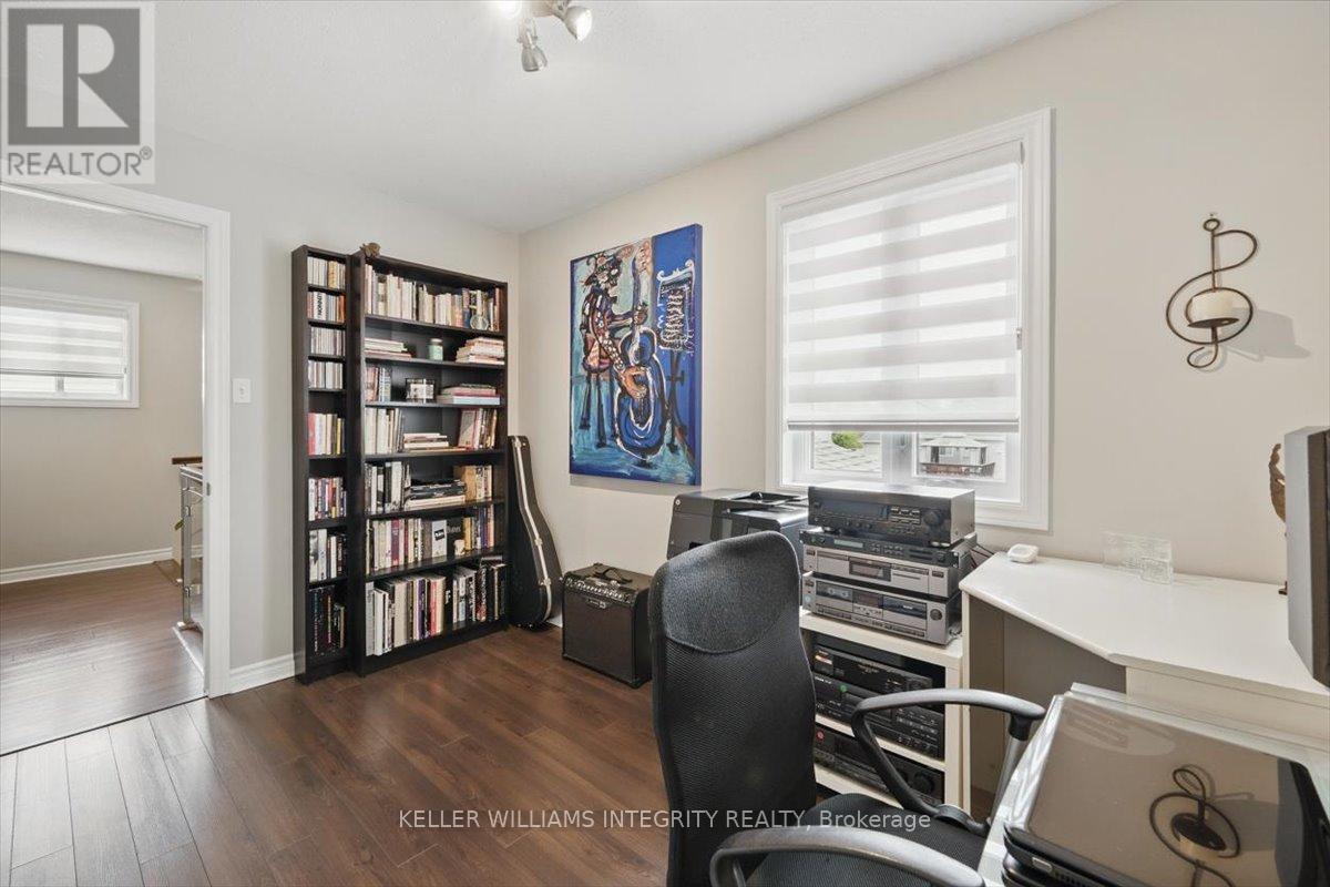 1561 Verchere Street, Ottawa, Ontario  K1C 6B8 - Photo 26 - X12153261