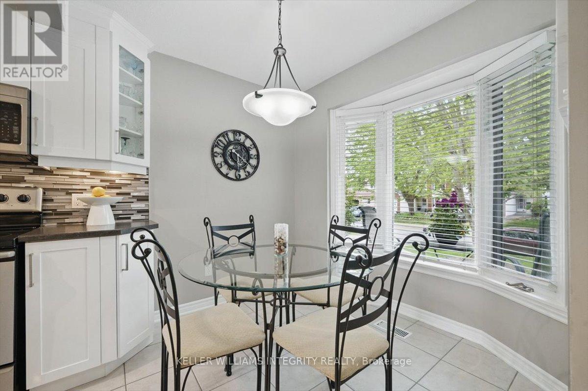1561 Verchere Street, Ottawa, Ontario  K1C 6B8 - Photo 7 - X12153261