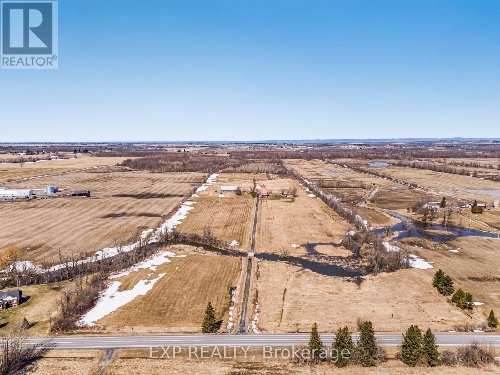 20405 Laggan-Glenelg Road, North Glengarry, Ontario  K0B 1E0 - Photo 34 - X12153339