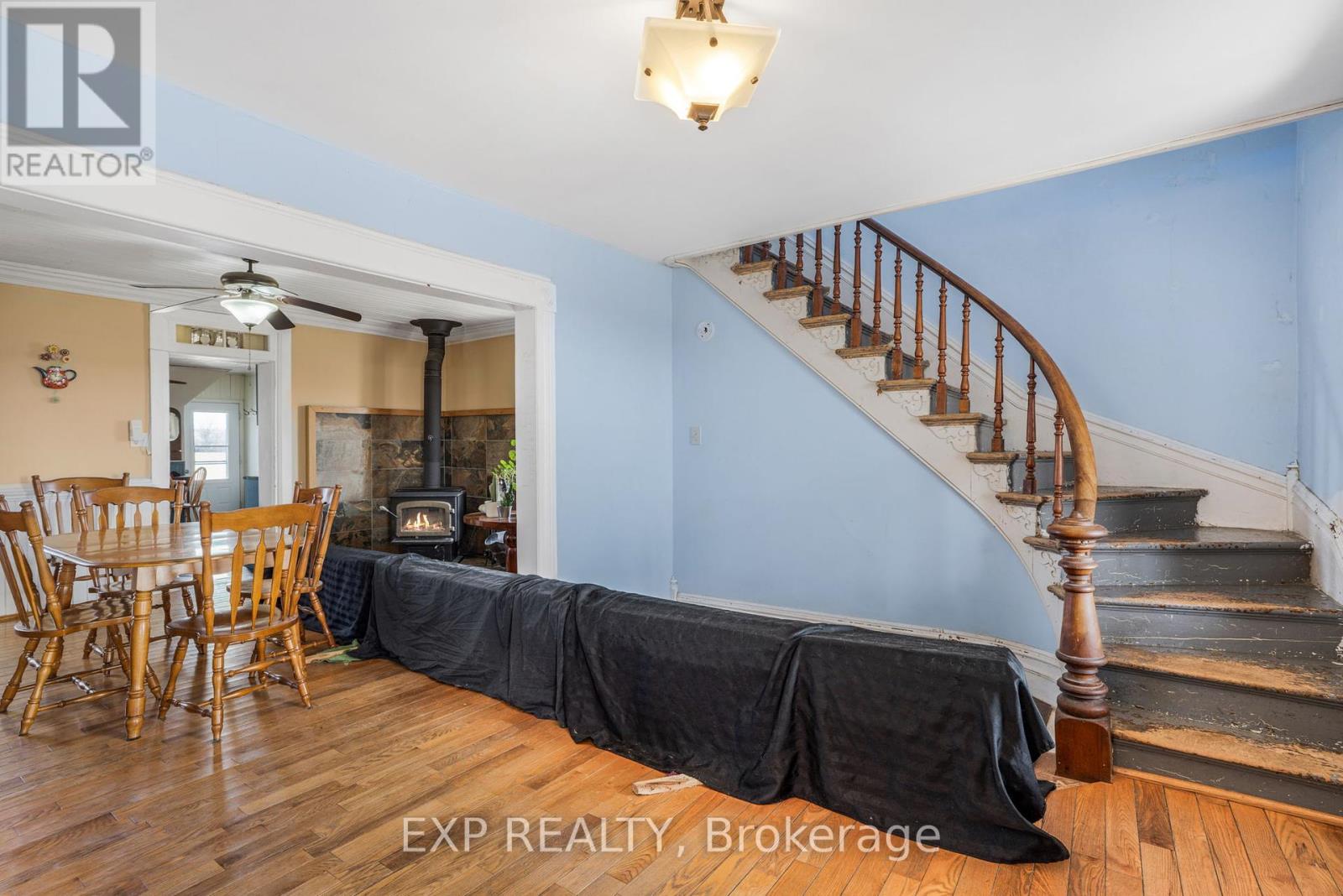 20405 Laggan-Glenelg Road, North Glengarry, Ontario  K0B 1E0 - Photo 6 - X12153339