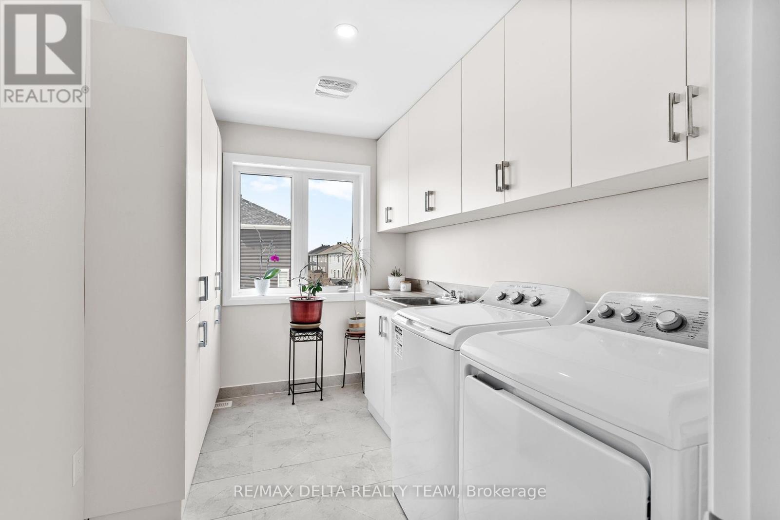 820 Mercier Crescent, Ottawa, Ontario  K1W 0N6 - Photo 27 - X12153377