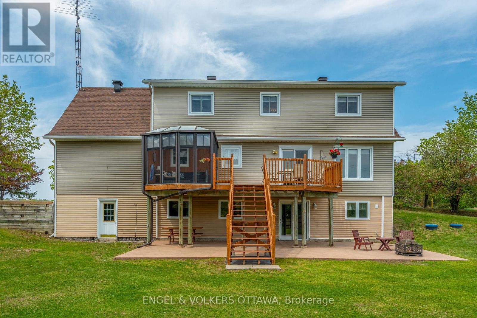 2867 Stagecoach Road, Ottawa, Ontario  K0A 2W0 - Photo 17 - X12153460