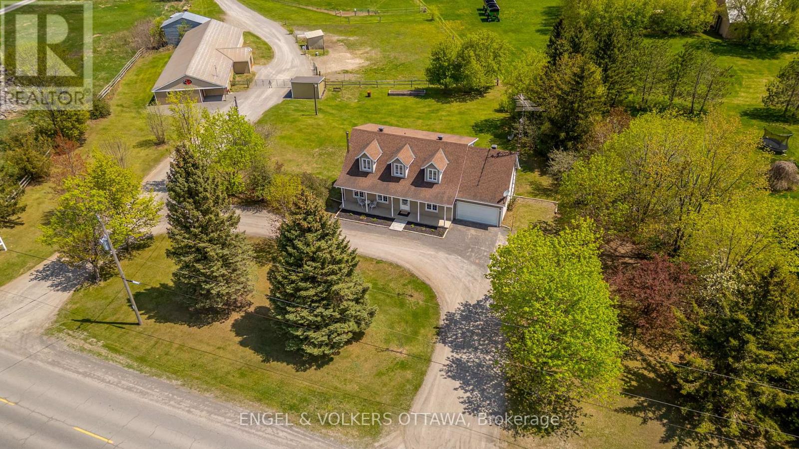 2867 Stagecoach Road, Ottawa, Ontario  K0A 2W0 - Photo 30 - X12153460