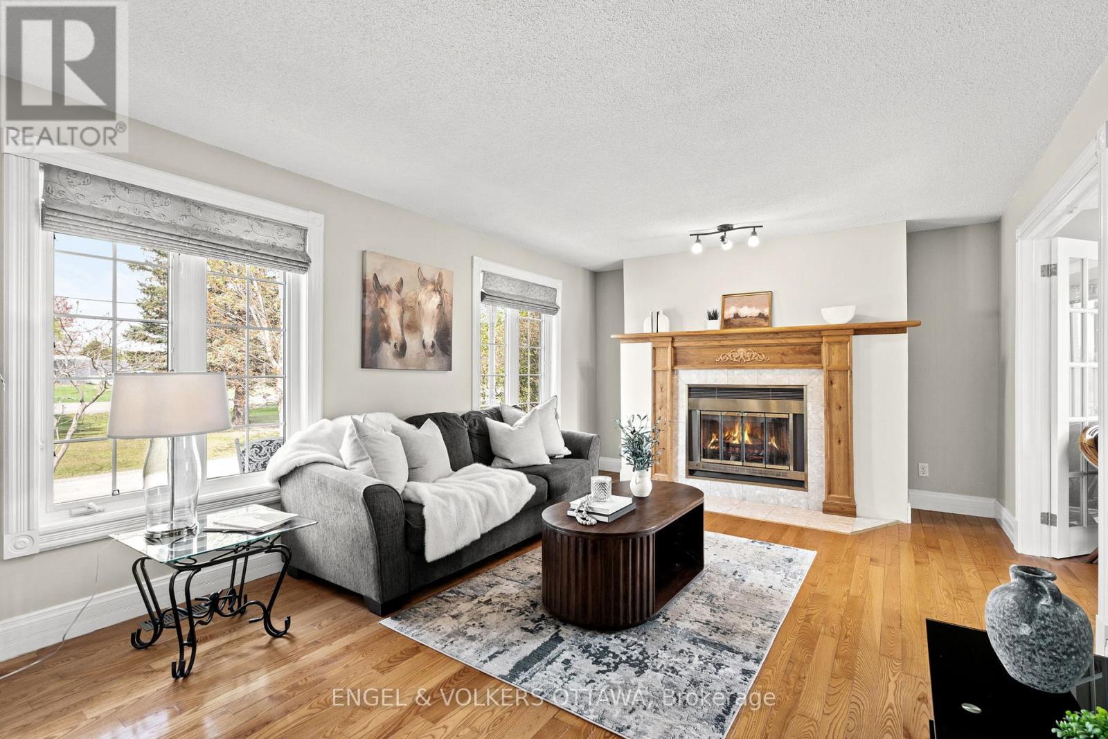 2867 Stagecoach Road, Ottawa, Ontario  K0A 2W0 - Photo 5 - X12153460