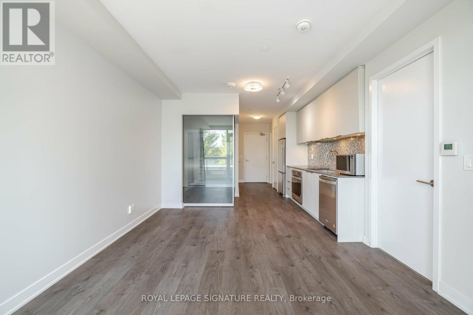 205 - 2 Sonic Way, Toronto, Ontario  M3C 0P2 - Photo 11 - C12153146
