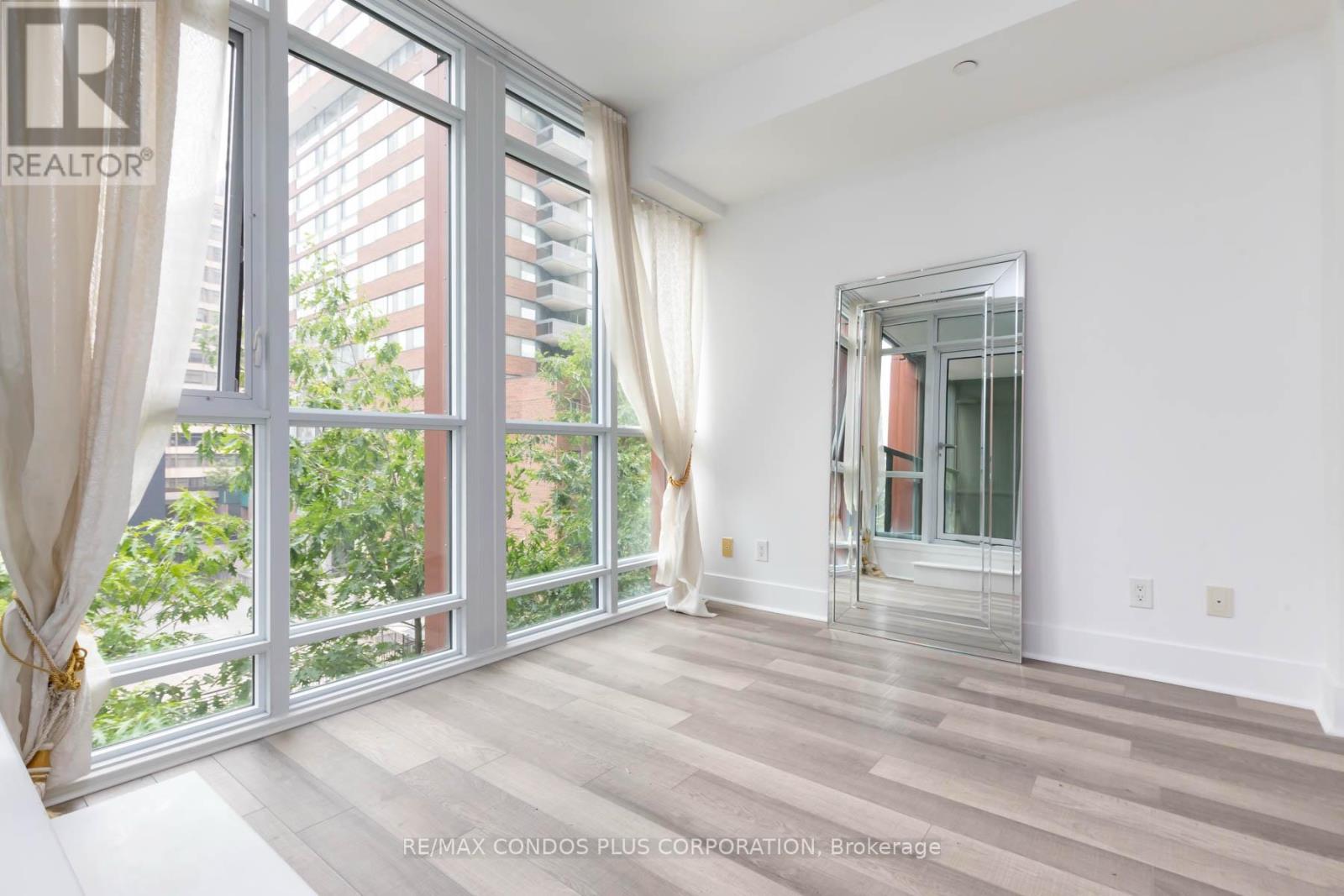 306 - 32 Davenport Road, Toronto, Ontario  M5R 0B5 - Photo 12 - C12153176