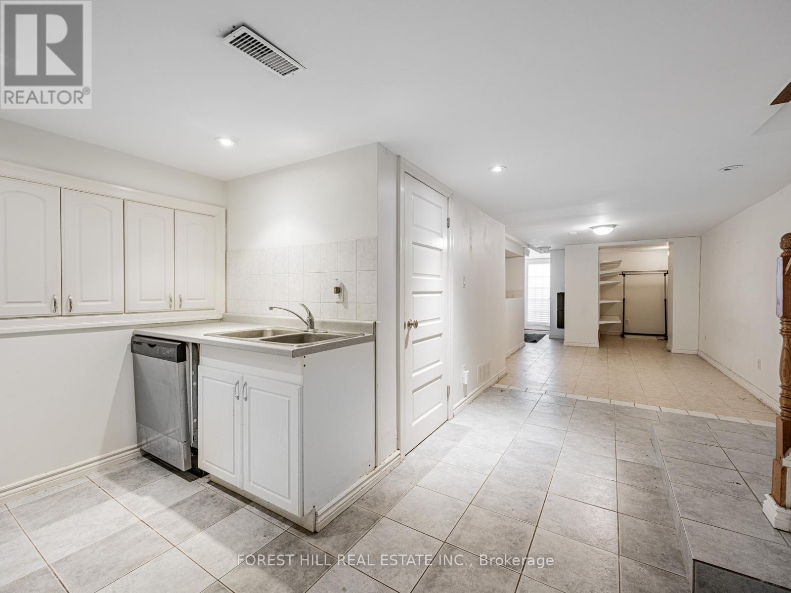51 Major Street, Toronto, Ontario  M5S 2K9 - Photo 21 - C12153286
