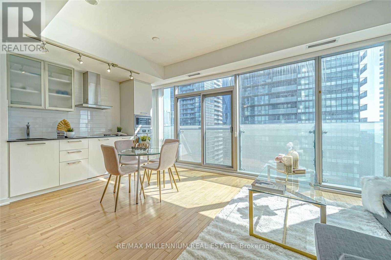 3612 - 14 York Street, Toronto, Ontario  M5J 2Z2 - Photo 4 - C12153320