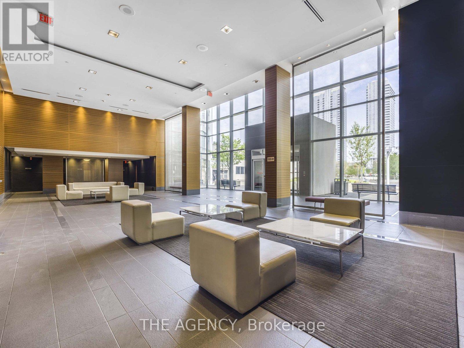 3308 - 125 Village Green Square, Toronto, Ontario  M1S 0G3 - Photo 2 - E12153327