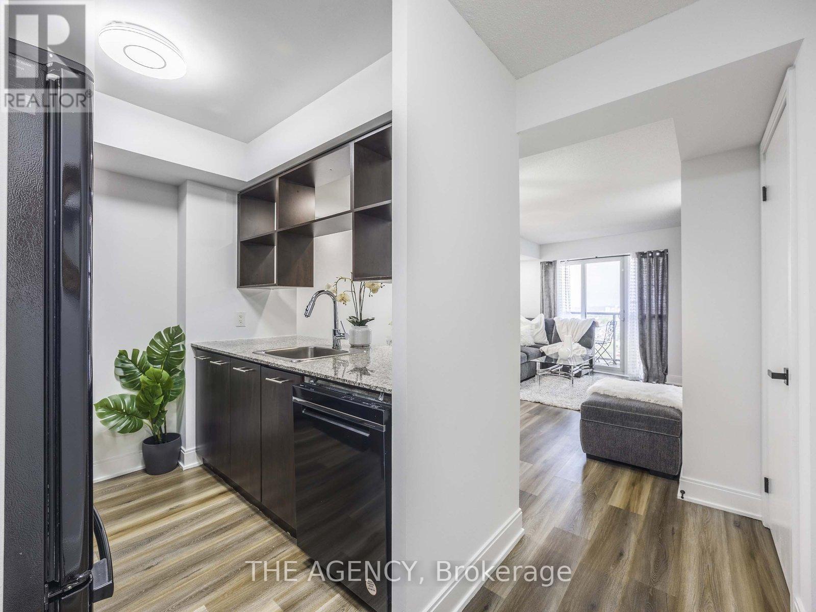 3308 - 125 Village Green Square, Toronto, Ontario  M1S 0G3 - Photo 5 - E12153327