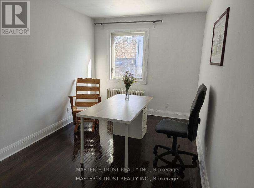 623 O' Connor Drive, Toronto, Ontario  M4C 3A5 - Photo 11 - E12153410