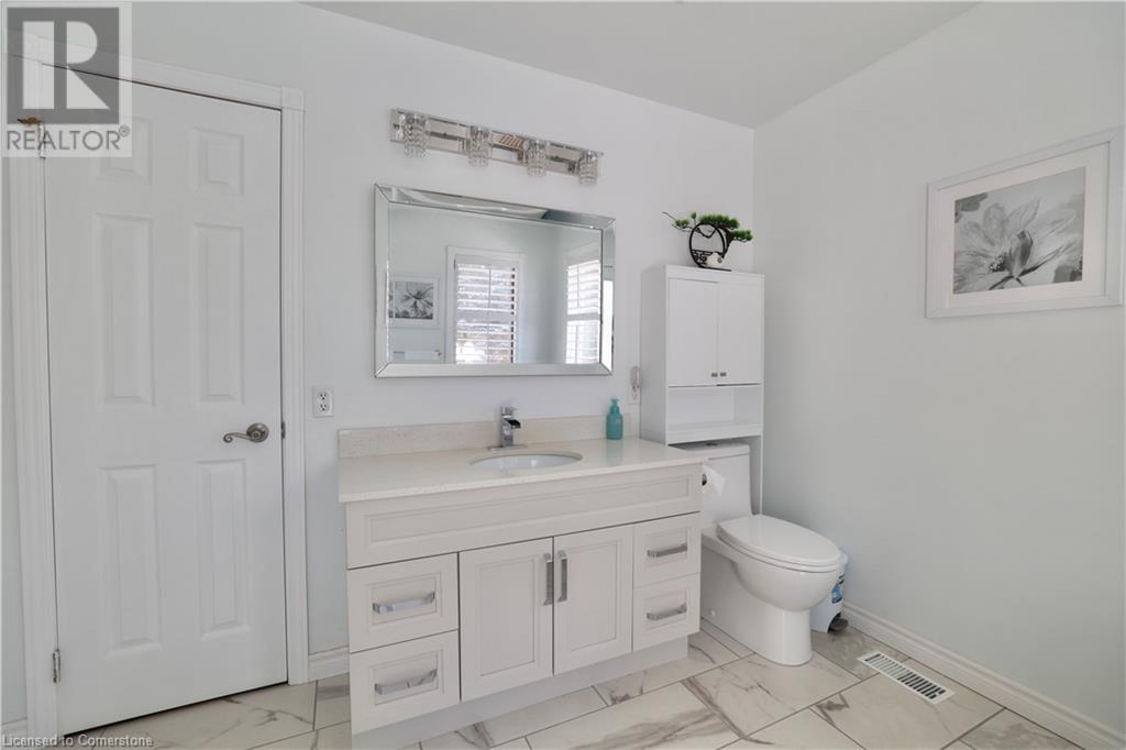 525 Leighland Drive, Waterloo, Ontario  N2T 2H5 - Photo 27 - 40729500