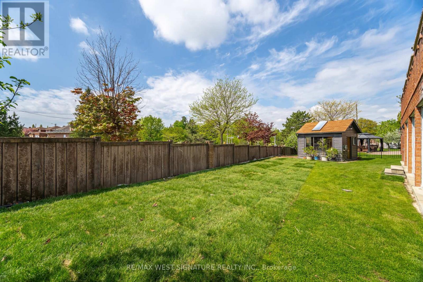 143 Vineyard Court, Vaughan (East Woodbridge), Ontario  L5L 5K1 - Photo 35 - N12153164