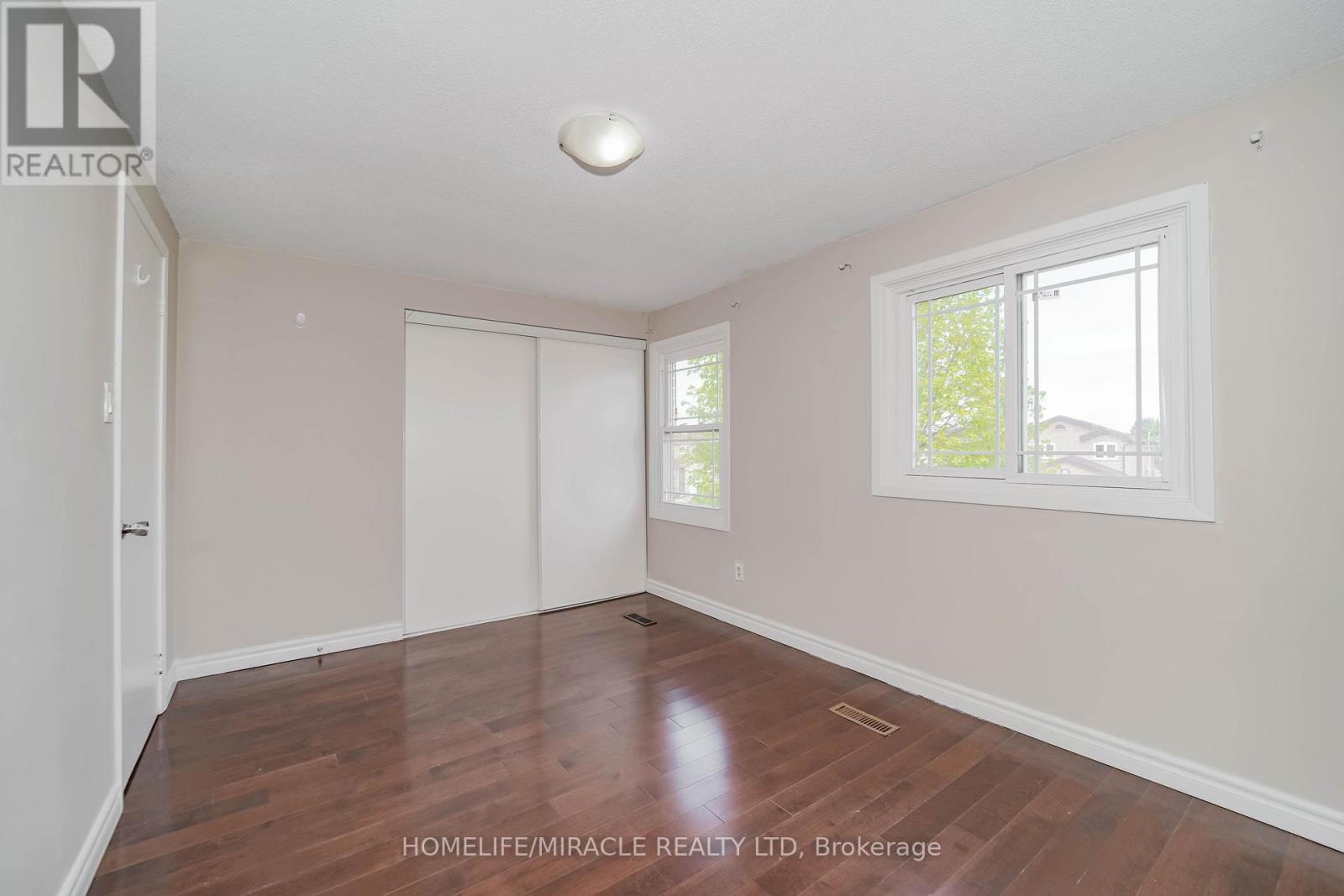27 Miles Farm Road, Markham, Ontario  L3S 2C2 - Photo 10 - N12153175
