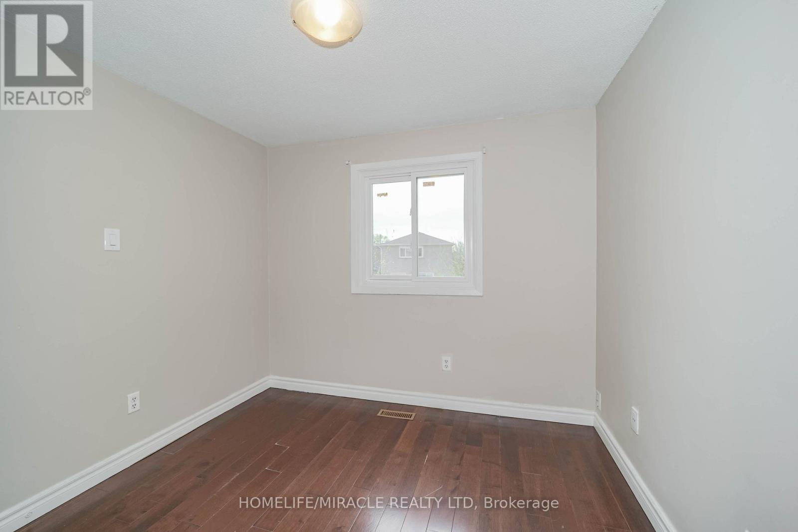 27 Miles Farm Road, Markham, Ontario  L3S 2C2 - Photo 12 - N12153175