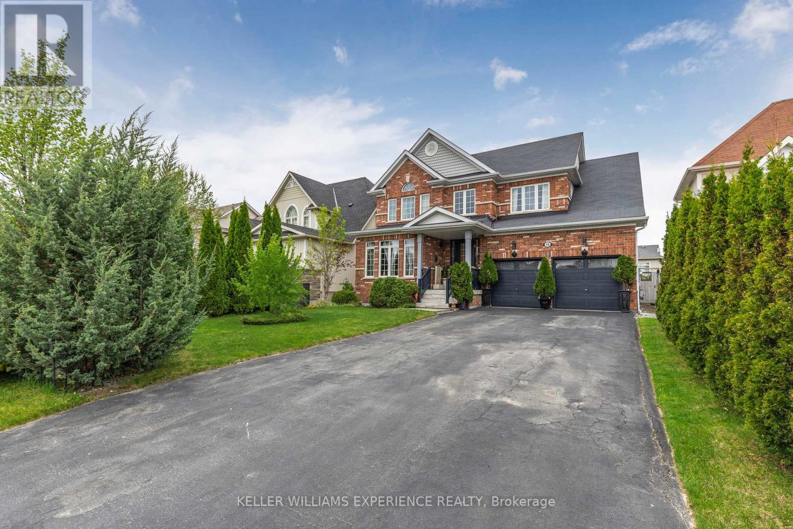 48 Collier Crescent, Essa, Ontario  L3W 0M6 - Photo 2 - N12153295