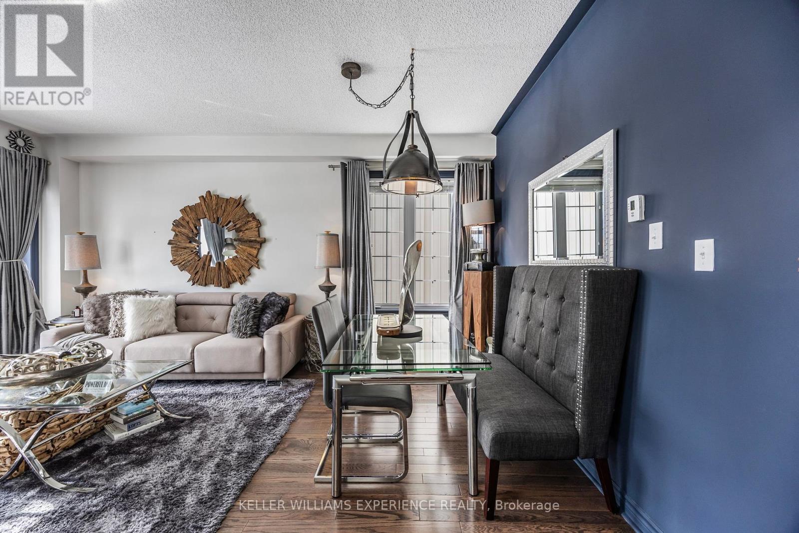 48 Collier Crescent, Essa, Ontario  L3W 0M6 - Photo 9 - N12153295