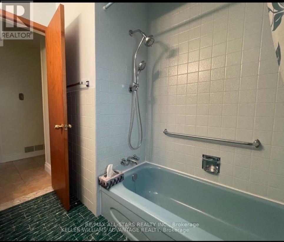 Main Floor - 272 Stouffer Street, Whitchurch-Stouffville, Ontario  L4A 4Z1 - Photo 13 - N12153307