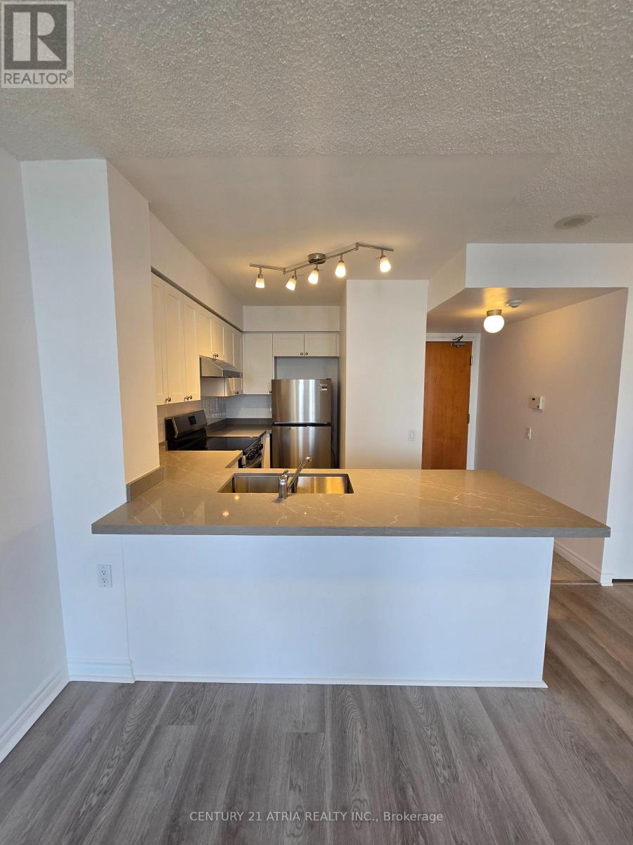 917 - 9017 Leslie Street, Richmond Hill (Beaver Creek Business Park), Ontario  L4B 4R8 - Photo 2 - N12153319