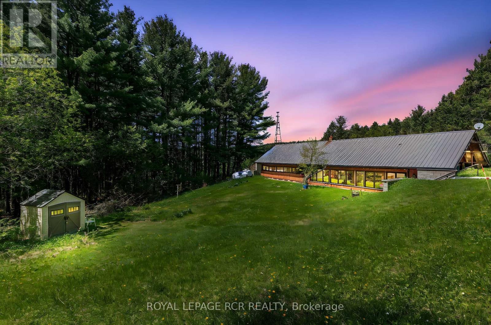 1092 Ballycroy Road, Adjala-Tosorontio, Ontario  L0N 1P0 - Photo 1 - N12153399