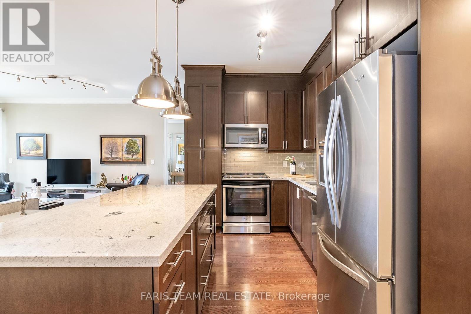 606 - 90 Orchard Point Road, Orillia, Ontario  L3V 8K4 - Photo 6 - S12153225