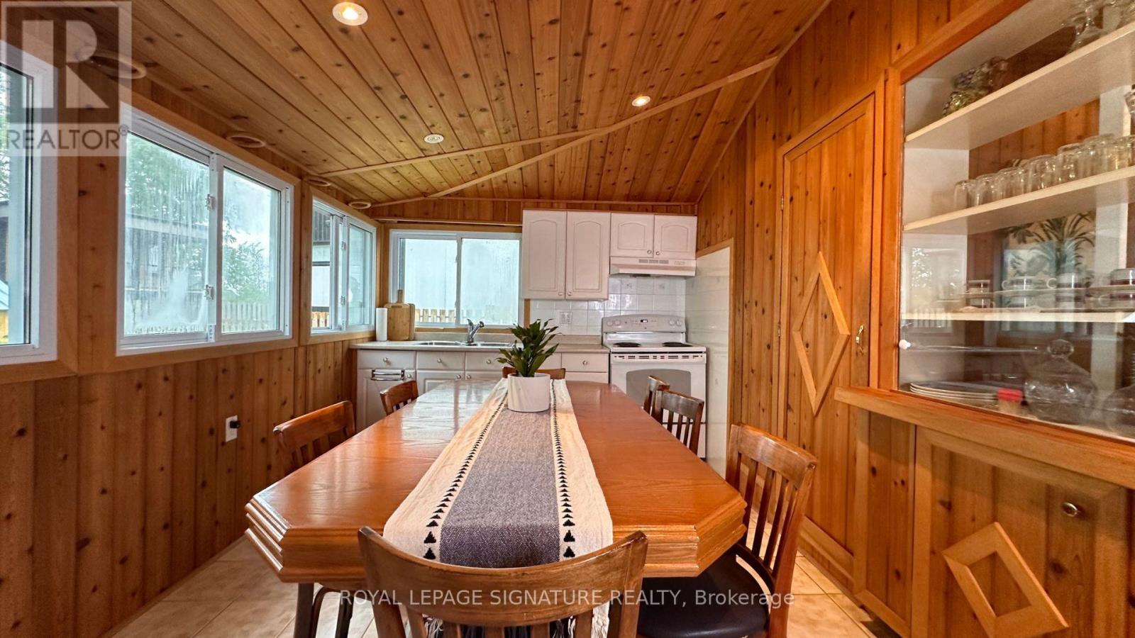 7 Ridge Avenue, Ramara, Ontario  L0K 1B0 - Photo 10 - S12153303