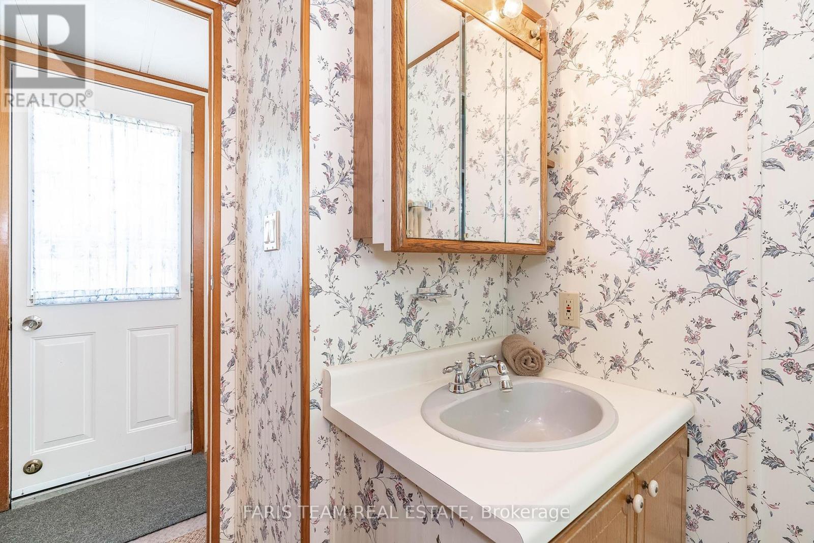79 Stans Circle, Midland, Ontario  L4R 0B9 - Photo 14 - S12153359