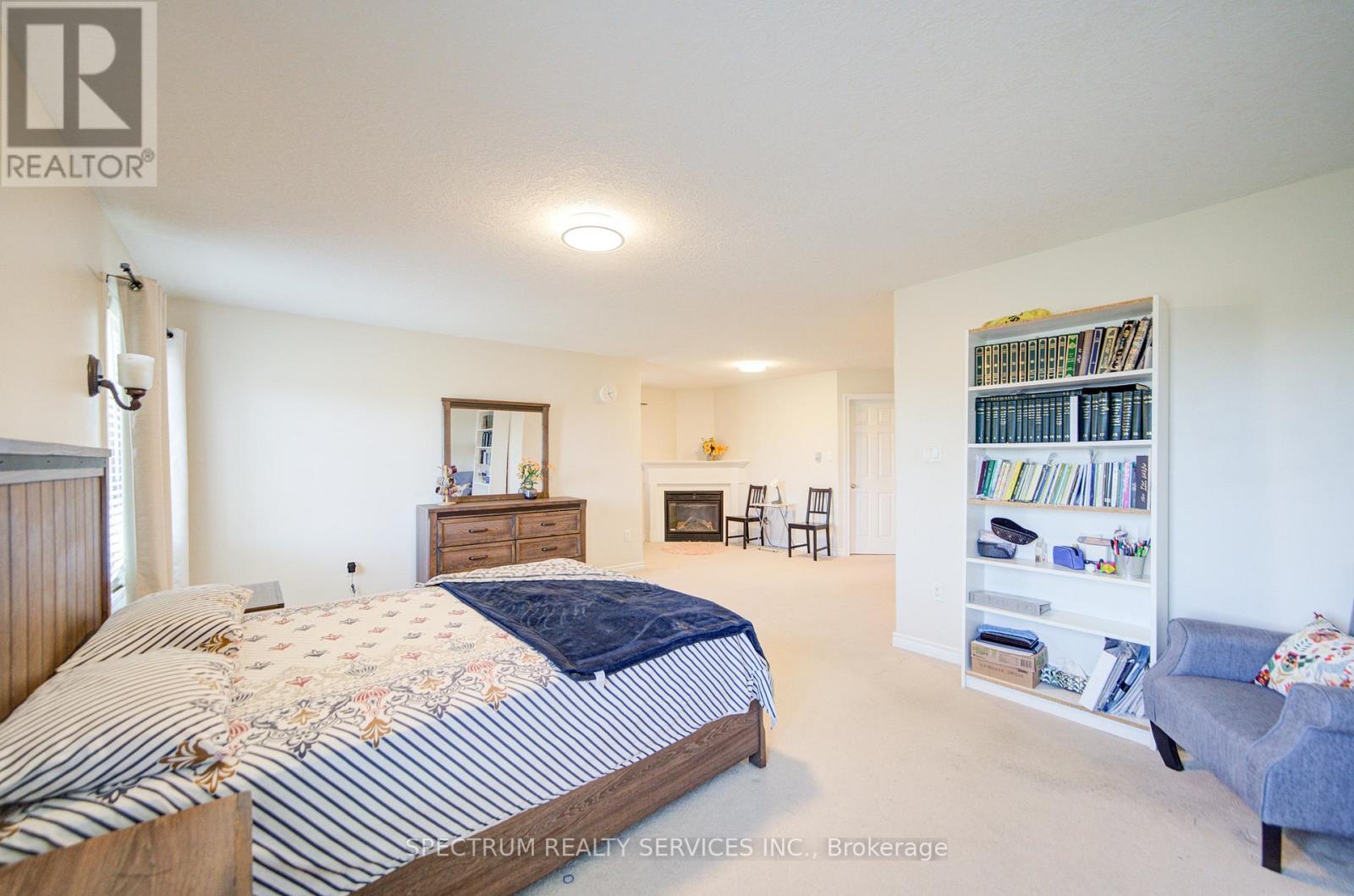 72 Graihawk Drive, Barrie, Ontario  L4N 6G7 - Photo 25 - S12153372