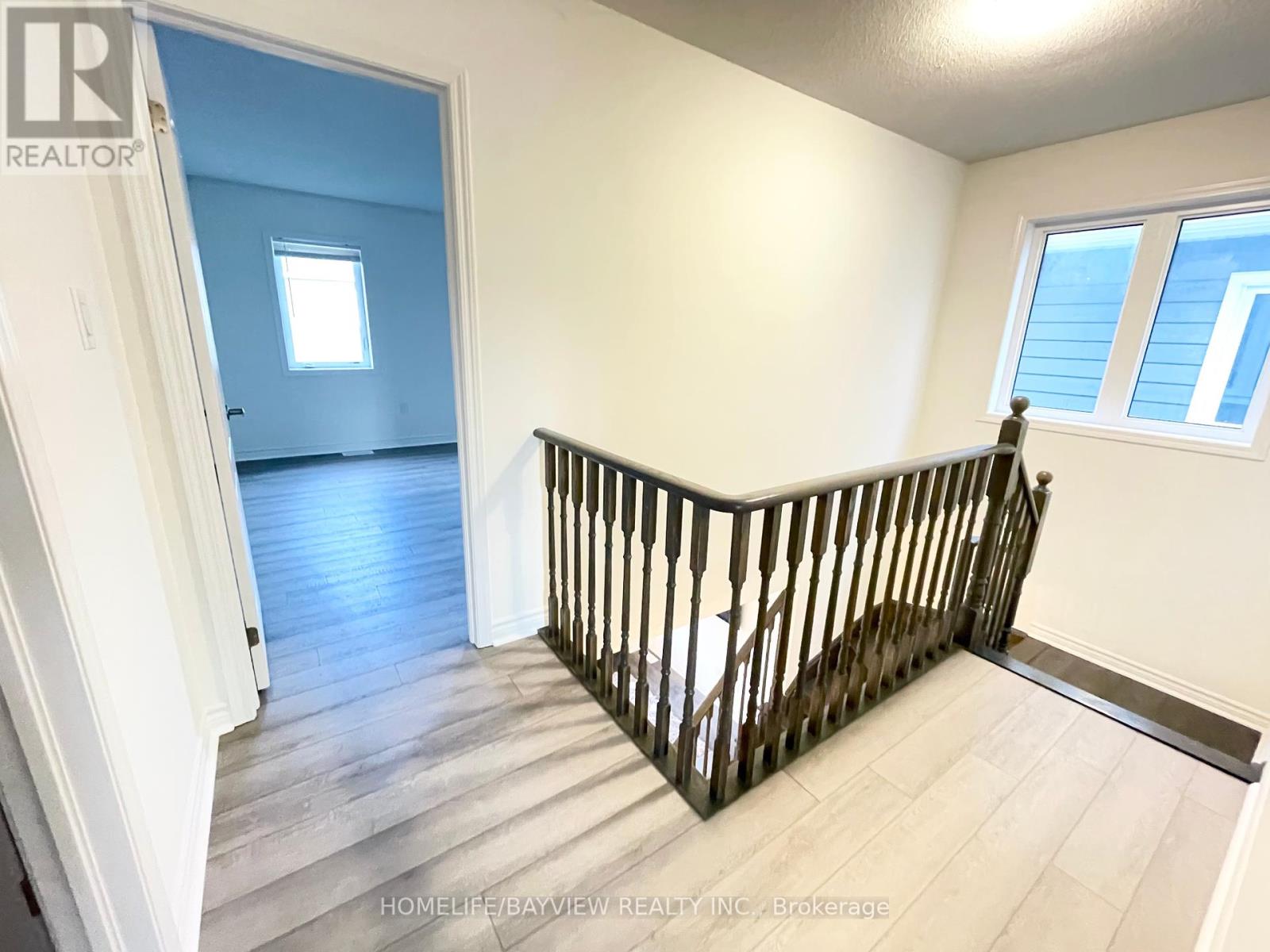 128 Village Gate Drive, Wasaga Beach, Ontario  L9Z 0J7 - Photo 13 - S12153450