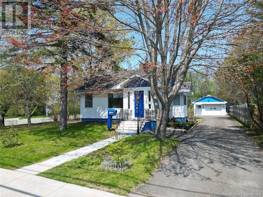 Property at 731 Dobie Street image 1