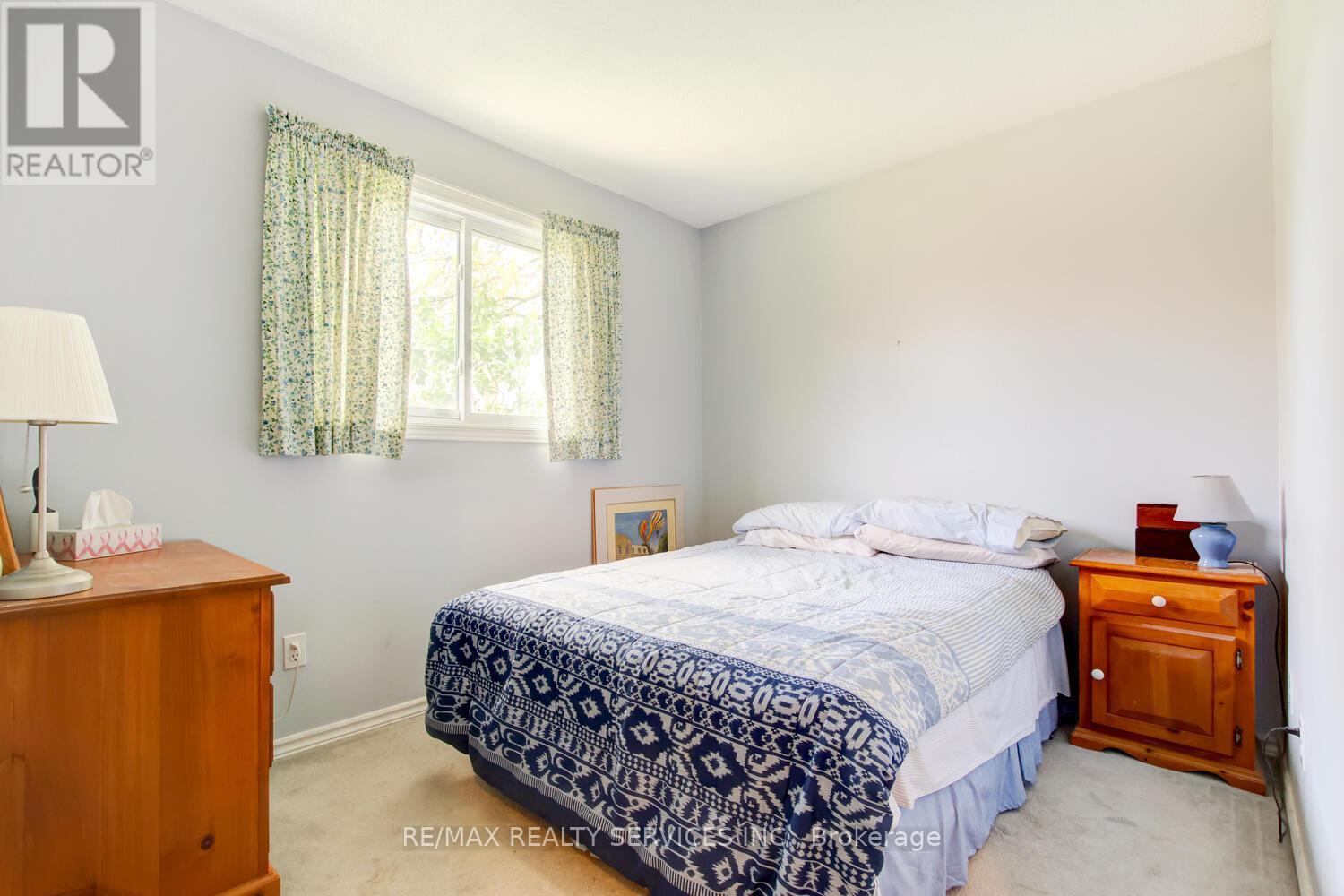 6 Wesmorland Avenue, Brampton, Ontario  L6Z 1E7 - Photo 21 - W12153275