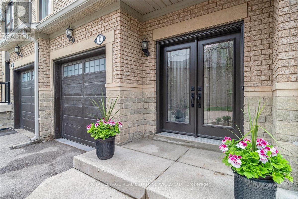 10 - 2250 Rockingham Drive, Oakville, Ontario  L6H 6J3 - Photo 4 - W12153281