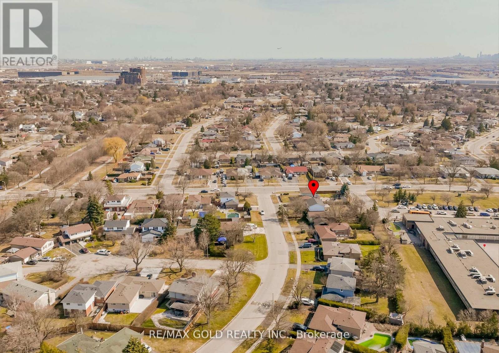 3 Crawley Drive, Brampton, Ontario  L6T 2R6 - Photo 49 - W12153373