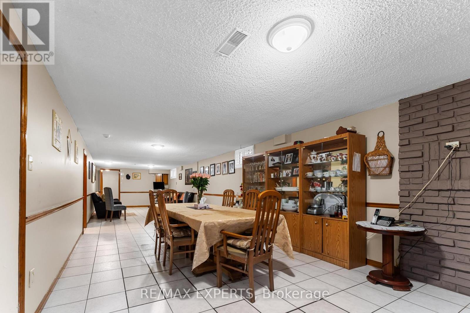 72 Songwood Drive, Toronto (Humbermede), Ontario  M9M 1X3 - Photo 28 - W12153400
