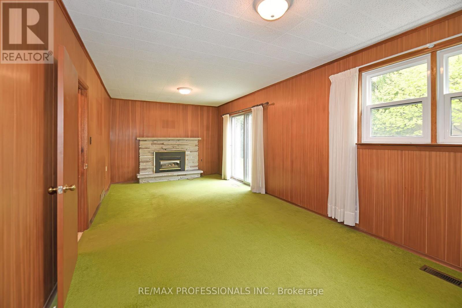 40 Westmount Park Road, Toronto (Humber Heights), Ontario  M9P 1R6 - Photo 22 - W12153422