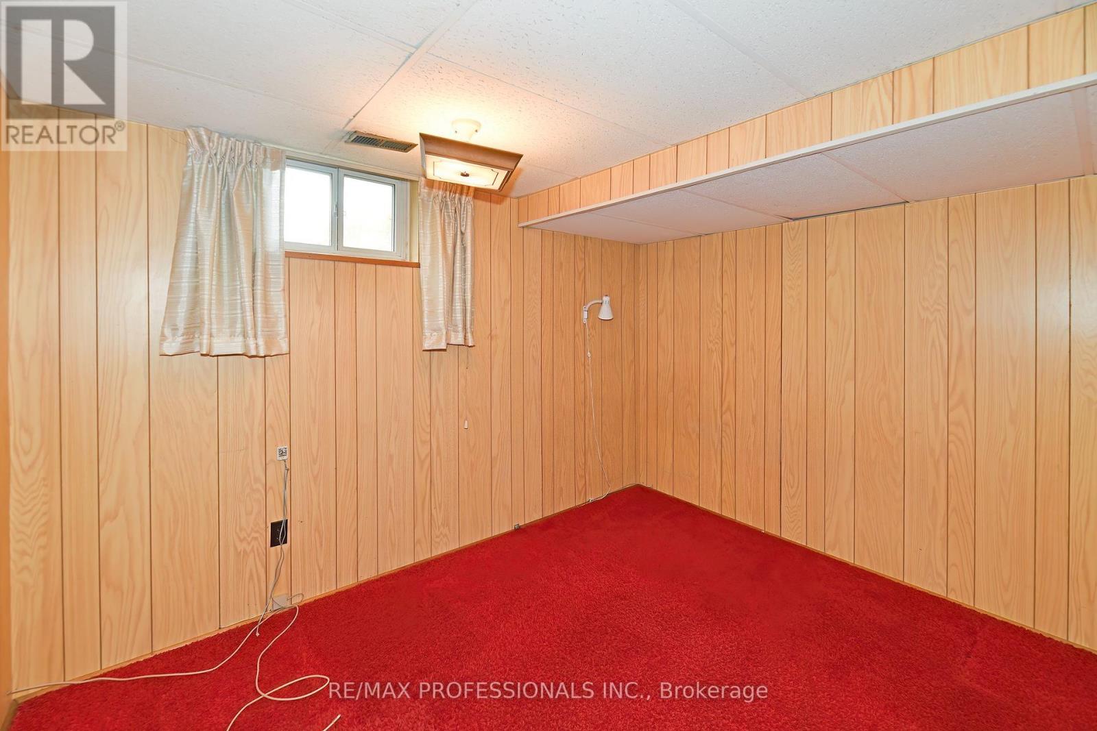40 Westmount Park Road, Toronto (Humber Heights), Ontario  M9P 1R6 - Photo 25 - W12153422