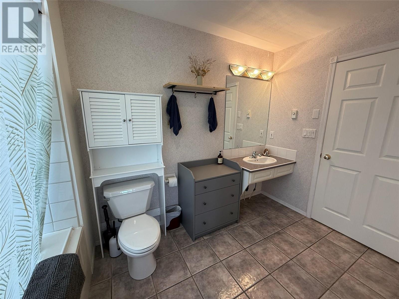 5052 Riverview Road Unit# 3008a, Fairmont Hot Springs, British Columbia  V0B 1L1 - Photo 16 - 10347915