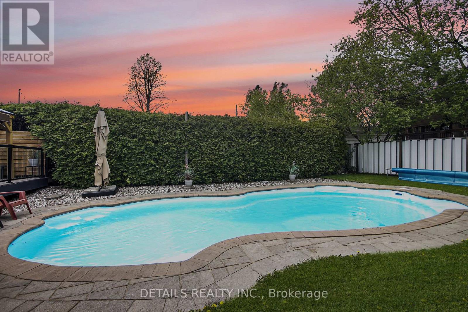 297 Roxdale Avenue, Ottawa, Ontario  K1E 1T7 - Photo 33 - X12152430