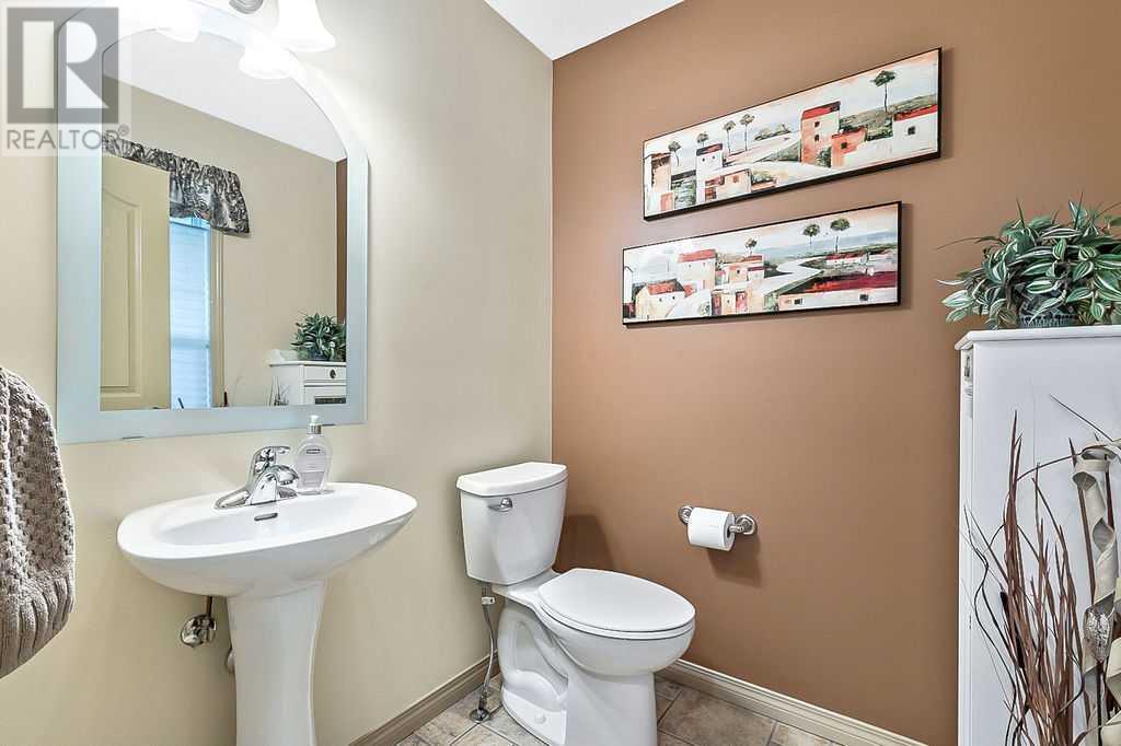 96 Prestwick Estate Way Se, Calgary, Alberta  T2Z 3M2 - Photo 16 - A2221874