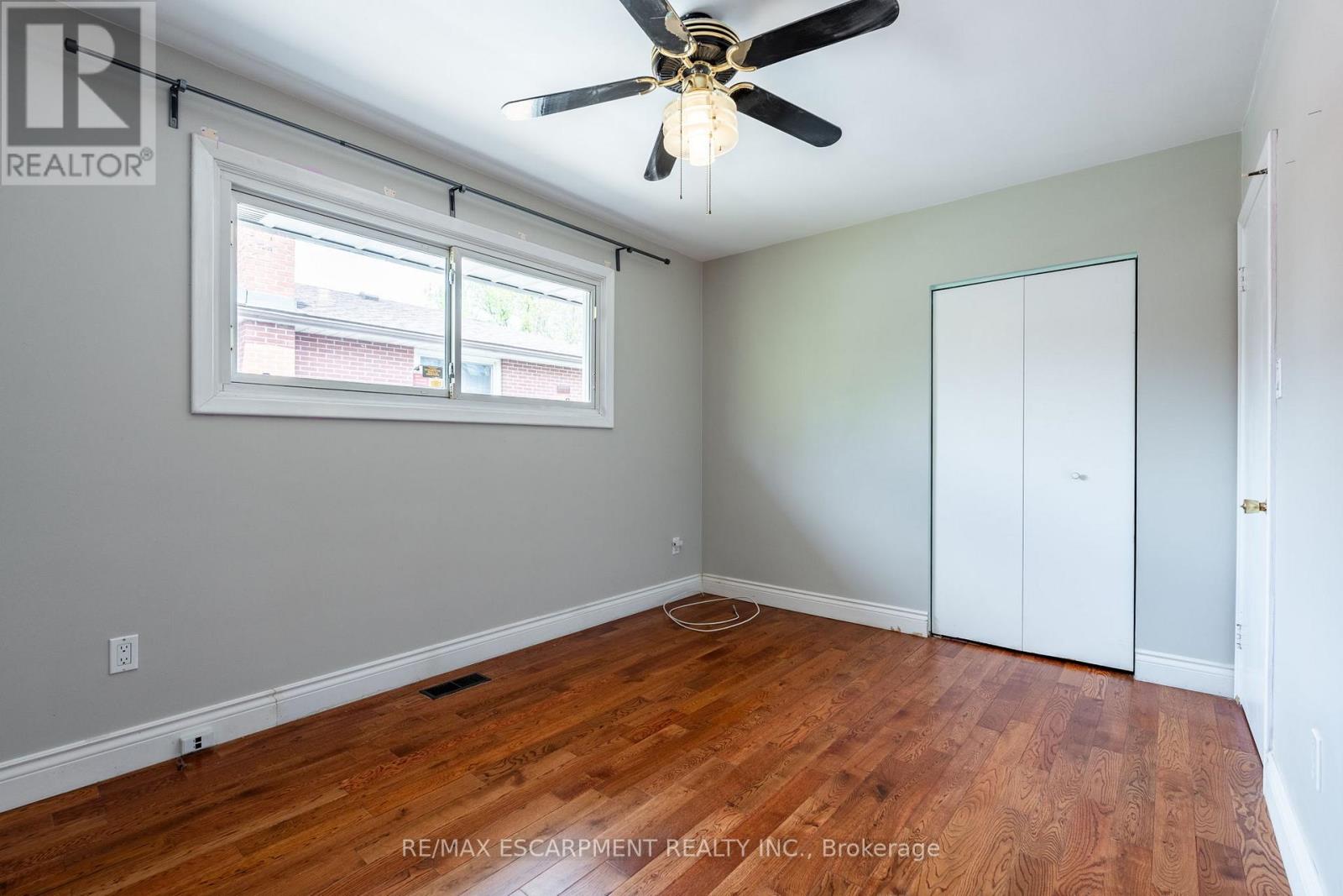 3 Tanager Avenue, Hamilton, Ontario  L9A 2M2 - Photo 21 - X12153210