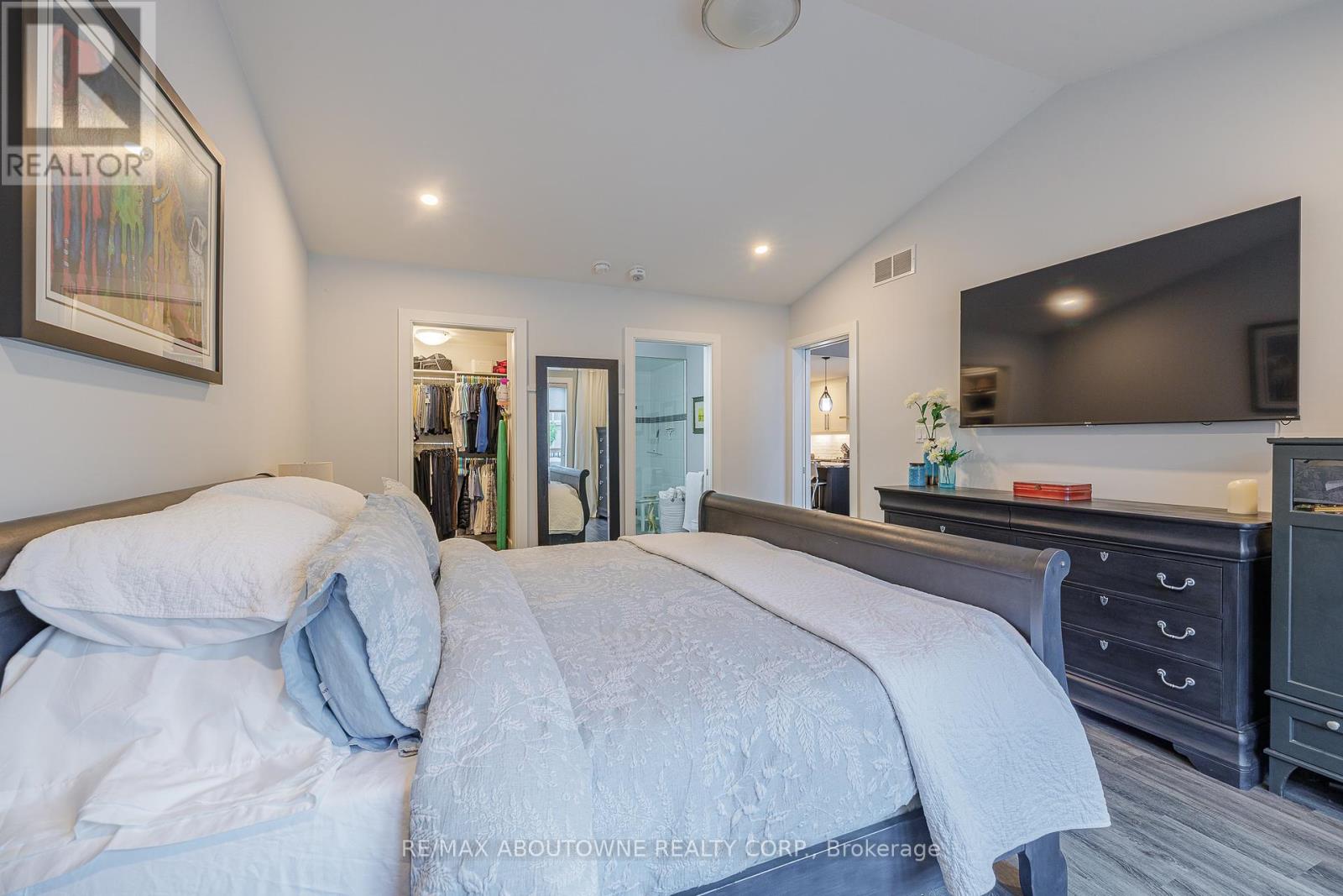 132 - 7506 Clubview Lane, Niagara Falls, Ontario  L2G 0A8 - Photo 30 - X12153233