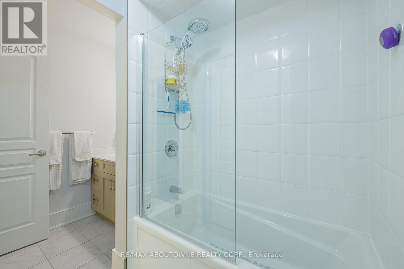 132 - 7506 Clubview Lane, Niagara Falls, Ontario  L2G 0A8 - Photo 42 - X12153233