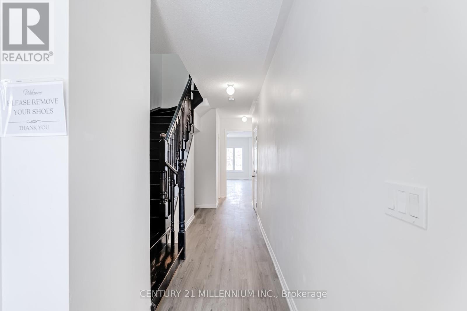 90 Palace Street, Thorold (Thorold Downtown), Ontario  L2V 0J6 - Photo 10 - X12153267